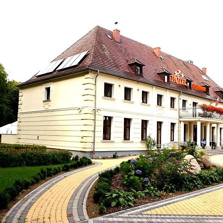 Hotel Swietoborzec Łobez Dış mekan fotoğraf