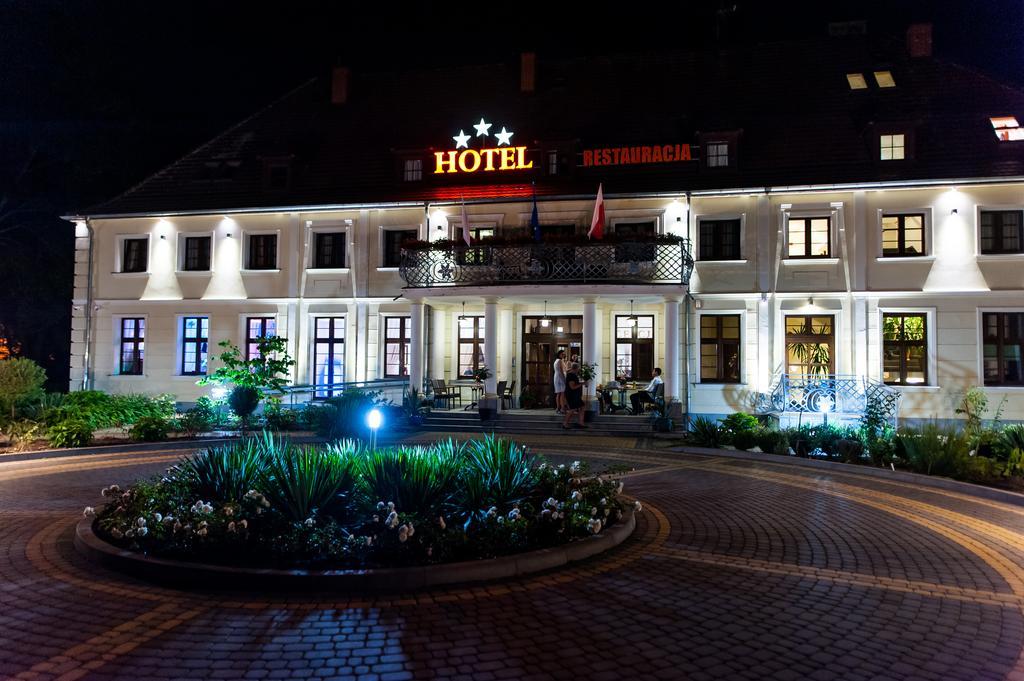 Hotel Swietoborzec Łobez Dış mekan fotoğraf